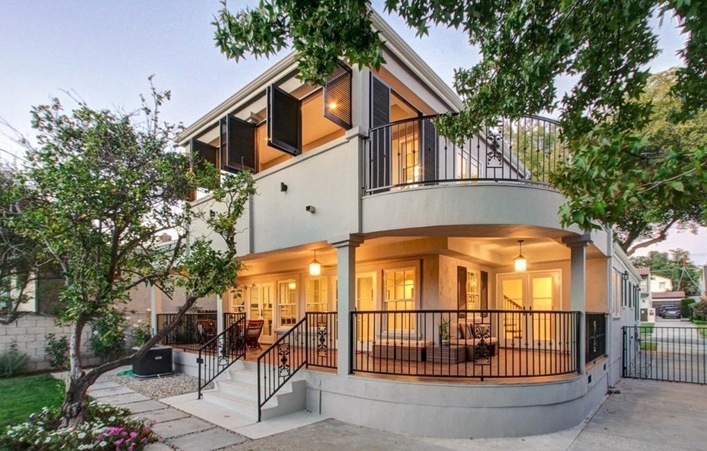 Pasadena Real Estate, Traditional Home, Tree-lined Street, San Rafael Neighborhood