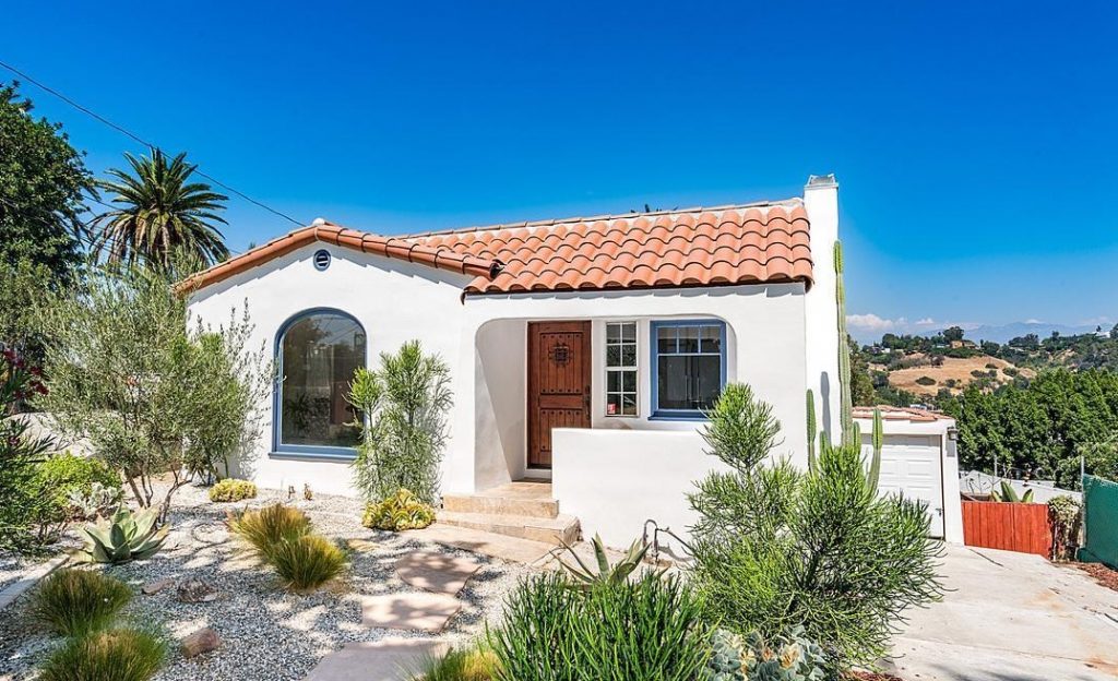 Picturesque Spanish Bungalow Glassell Park with Large Yard Views 