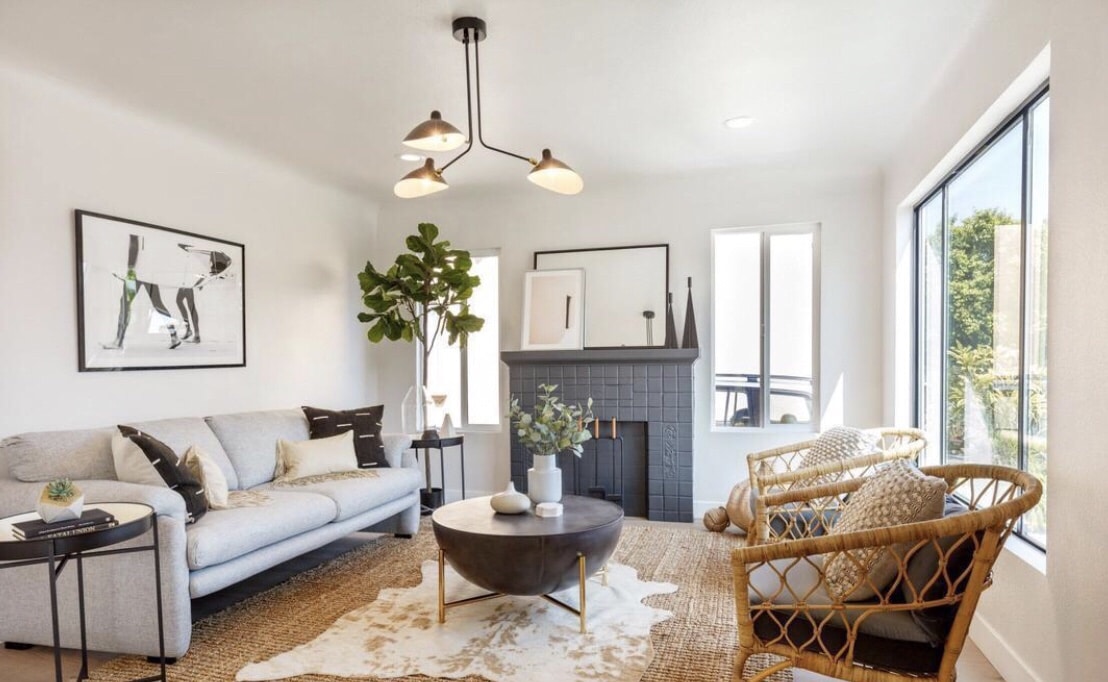 Beautiful Renovated Contemporary Spanish Bungalow In The Heart of LA's ...