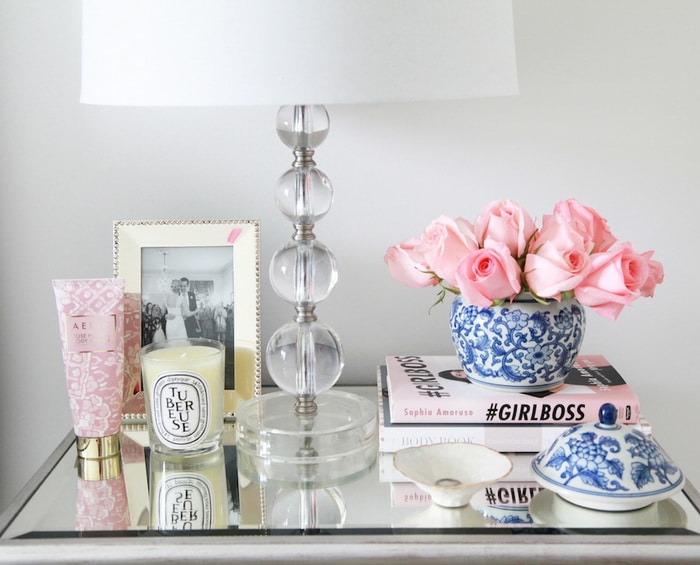 Freshen up your room with fresh flowers