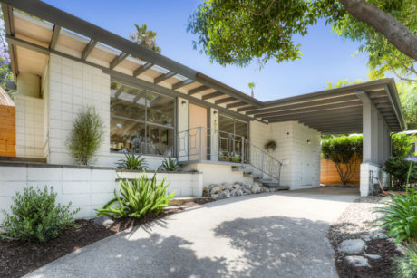 Dreamy Mid-Century Modern in Trendy Glassell Park