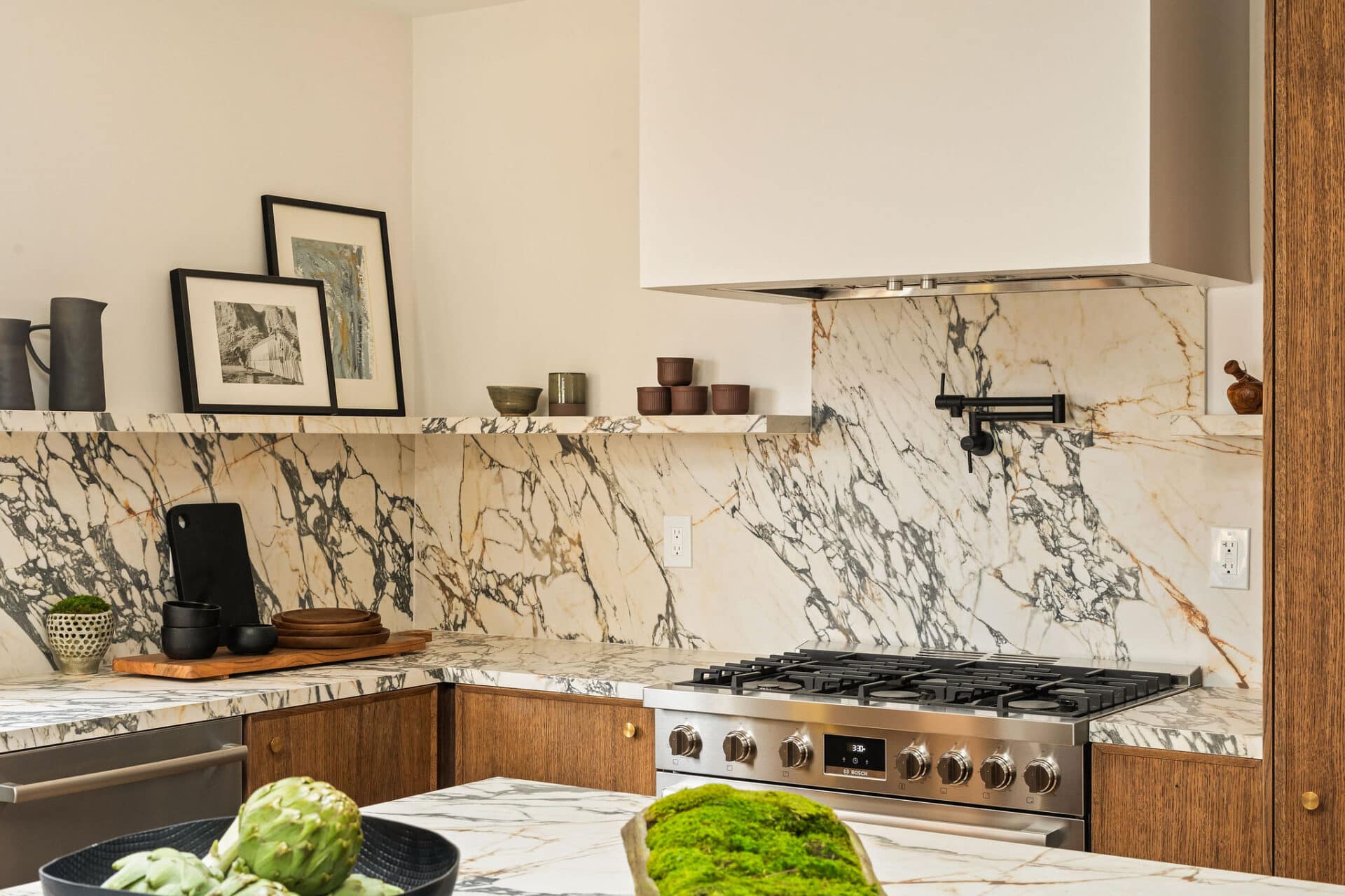 marble countertop in the kitchen