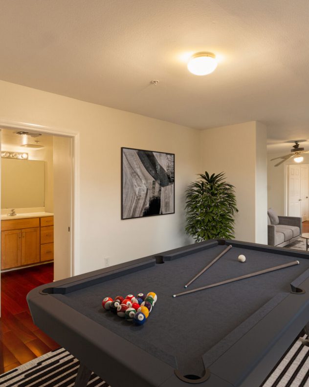 2447NorwalkAve-www.samwadieh.com-084